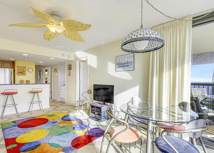 Bright With Balcony Views Pool Game Tennis Court & Ac Holiday home Ocean City
