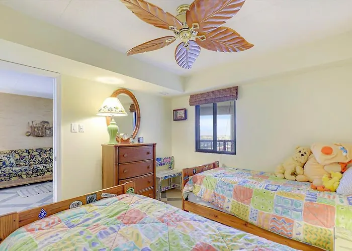 Bright With Balcony Views Pool Game Tennis Court & Ac Holiday home Ocean City